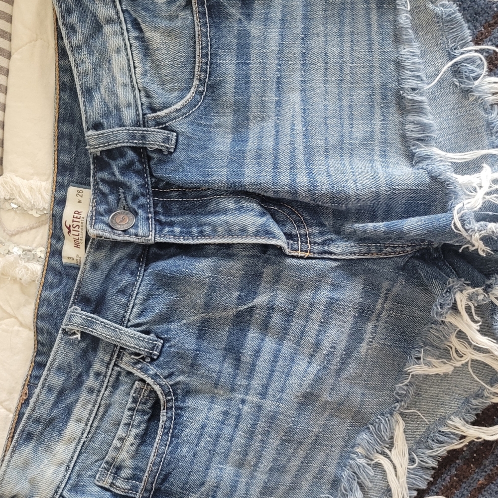 Cut off Hollister shorts